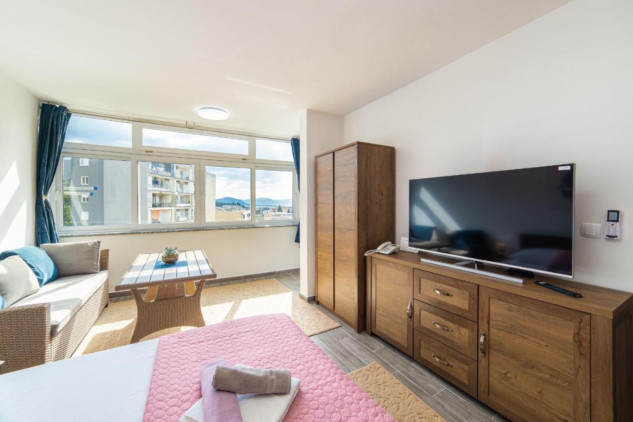 Apartment Sunrise Ploce بلوتشي المظهر الخارجي الصورة