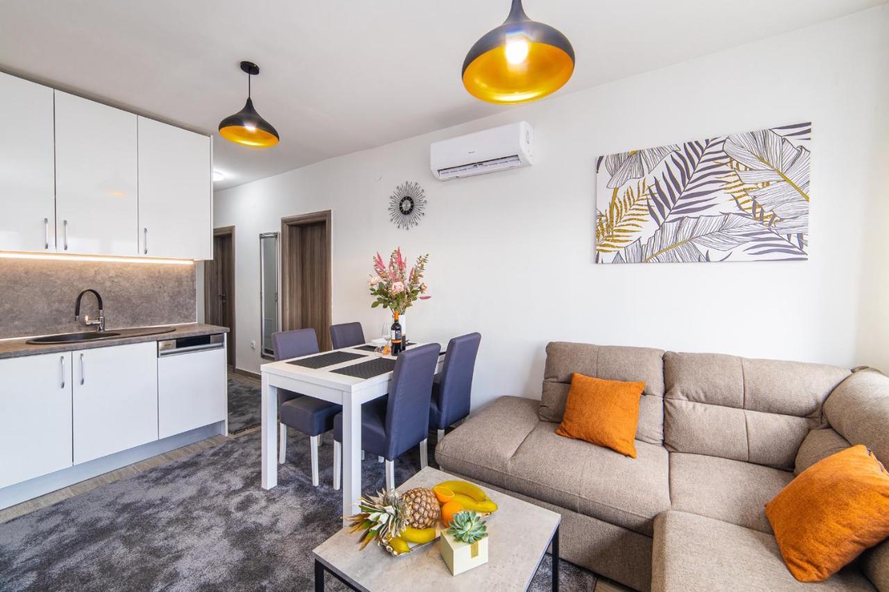 Apartment Sunrise Ploce بلوتشي المظهر الخارجي الصورة