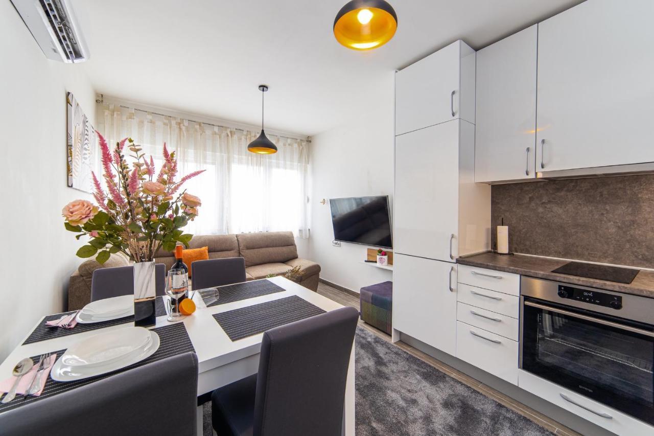 Apartment Sunrise Ploce بلوتشي المظهر الخارجي الصورة