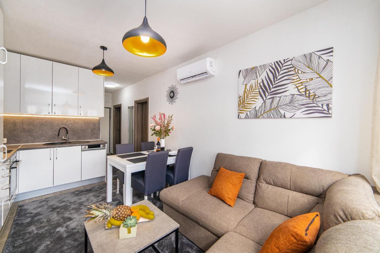Apartment Sunrise Ploce بلوتشي المظهر الخارجي الصورة